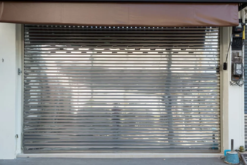 S V P Assistance Depannage Serrurerie Au Var Et Alpes Maritimes Rideaux Metalliques 1 1